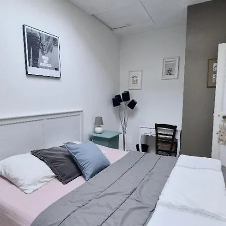 Hébergement de vacances Maison Confortable Proche - 7 Pers. - Fr-1-879-5